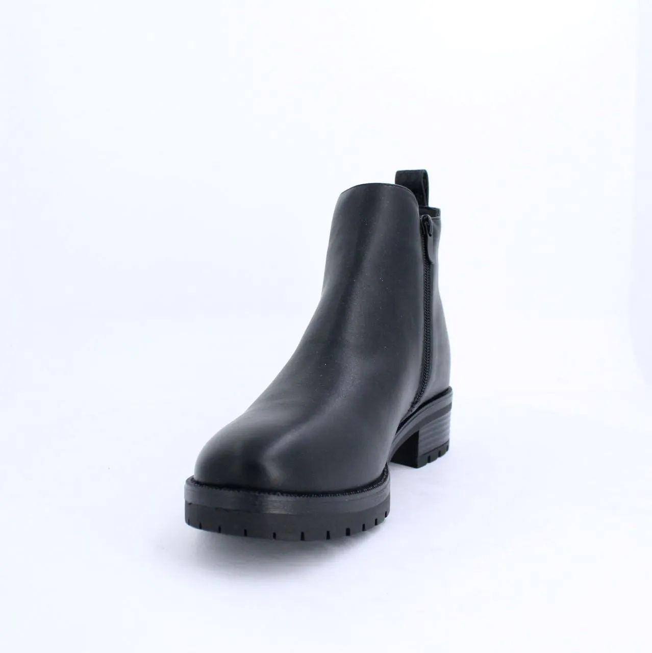 Black Kamil Chelsea Boot