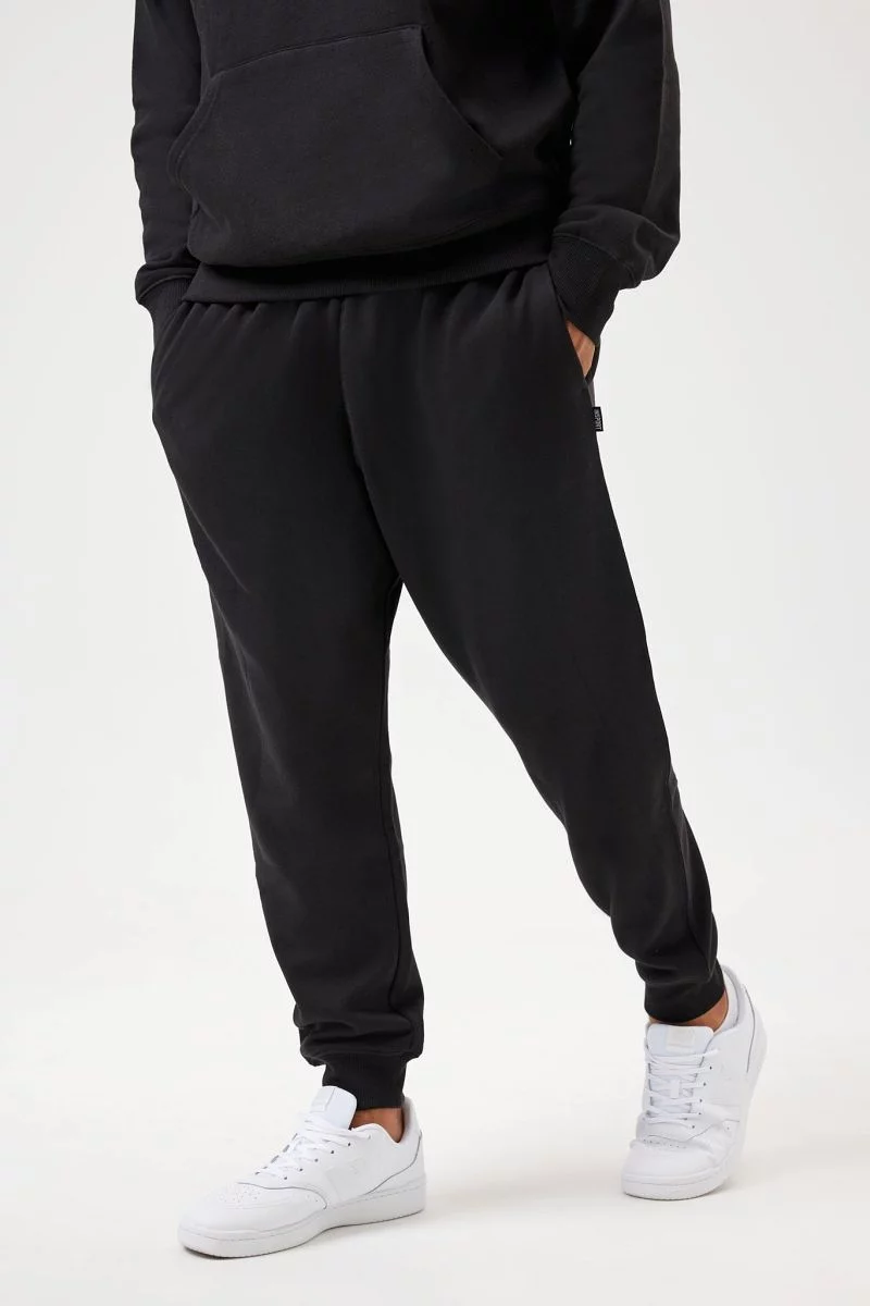 Black men's trackpants Ralph by INSPORT.