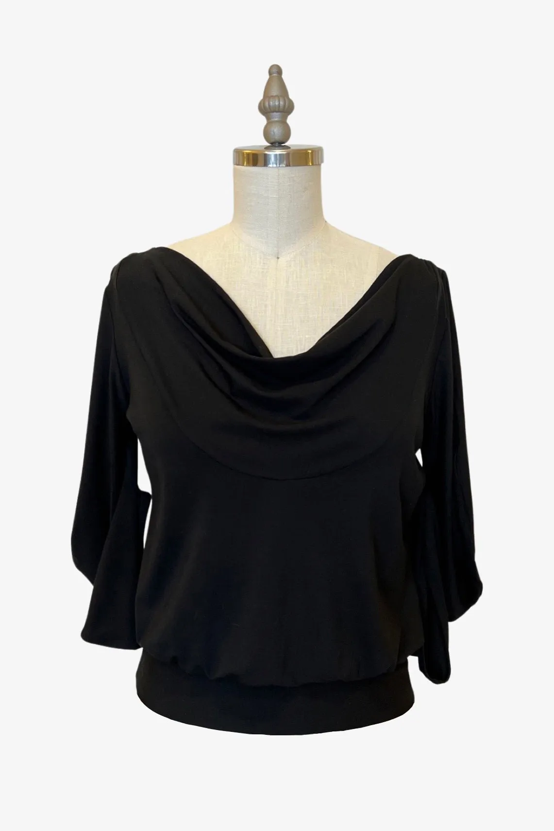 C-Sleeve Banded Top Black Bamboo