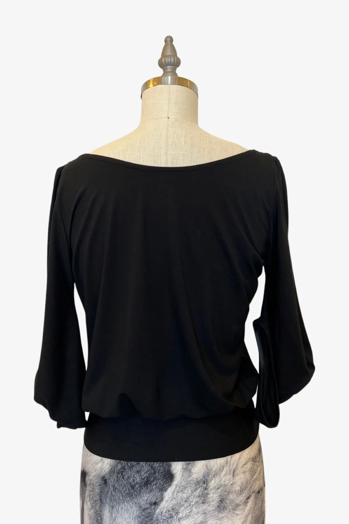 C-Sleeve Banded Top Black Bamboo