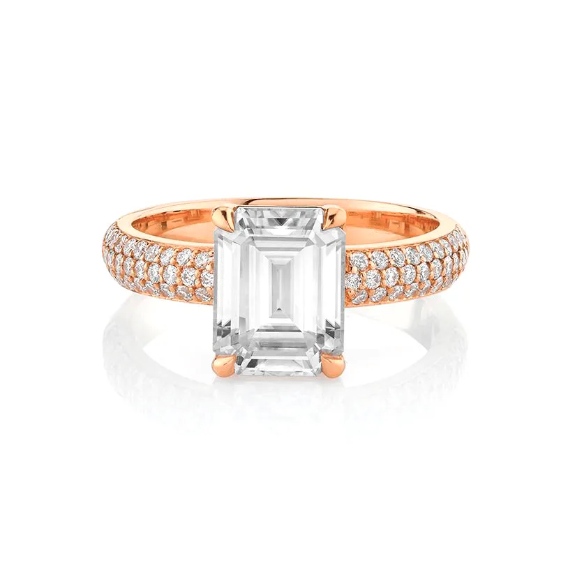 Emerald Cut Diamond Setting Pavé Band