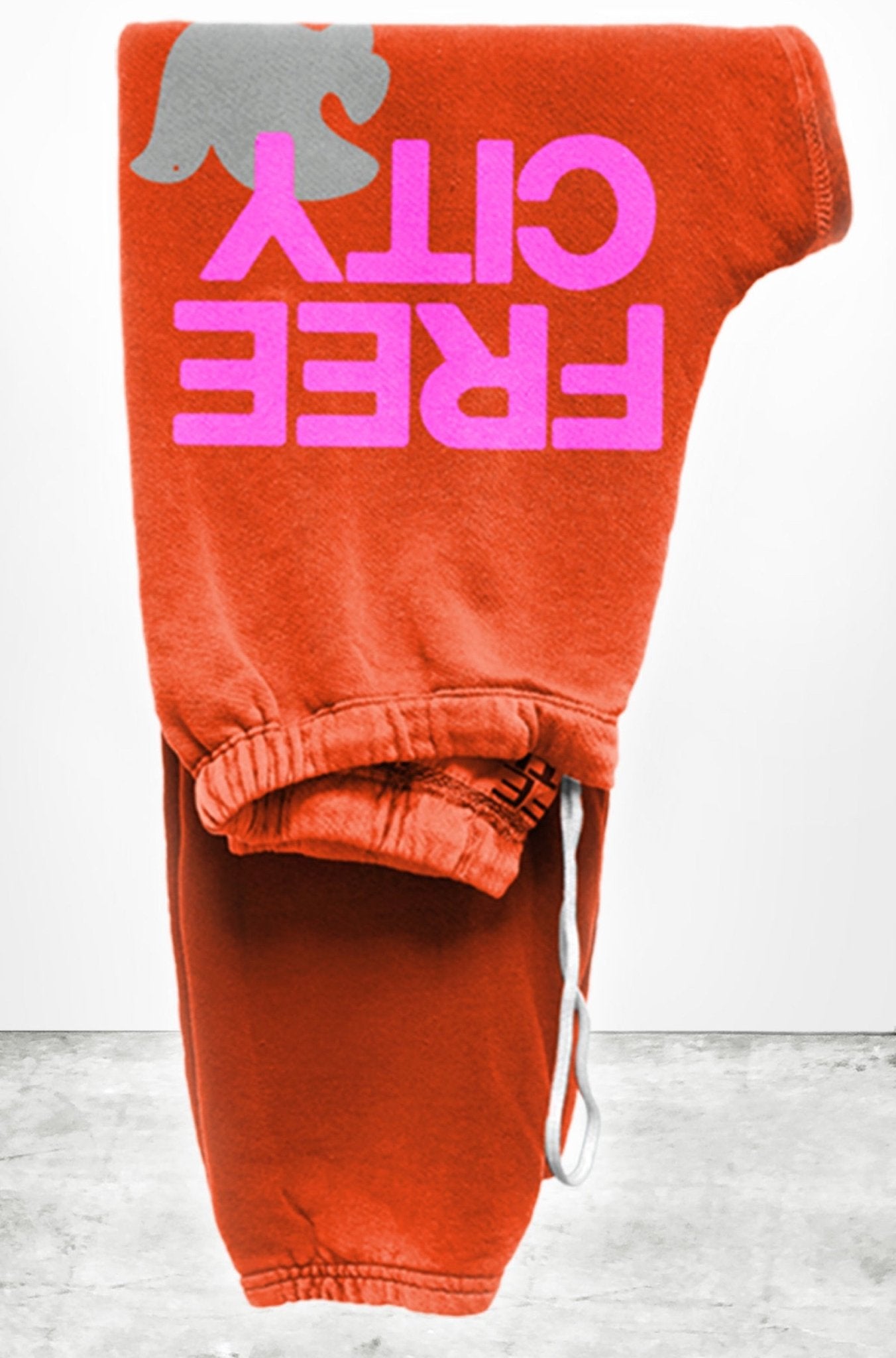 Freecity orange sweatpant - large size.