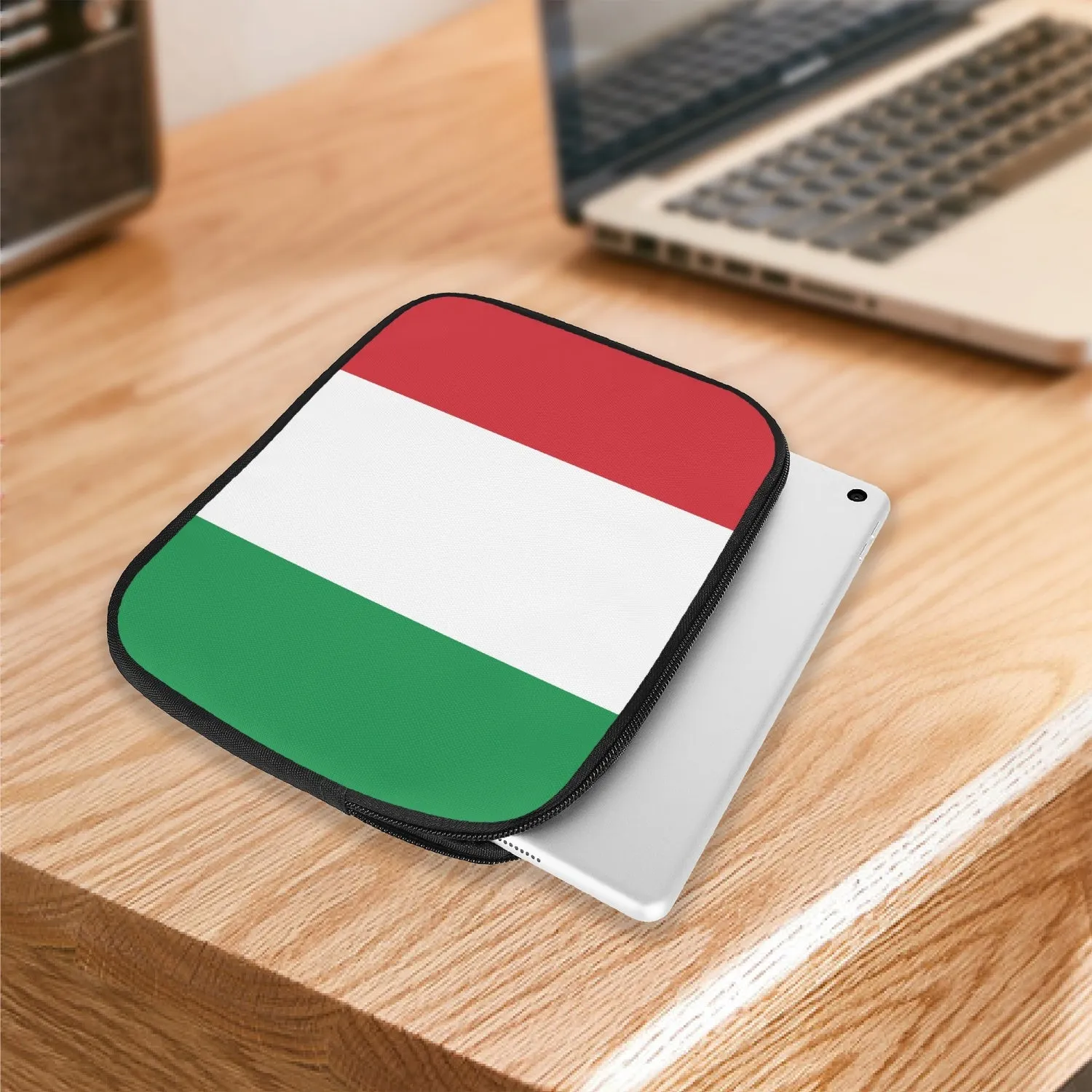 iPad Sleeve featuring Italy Flag Design