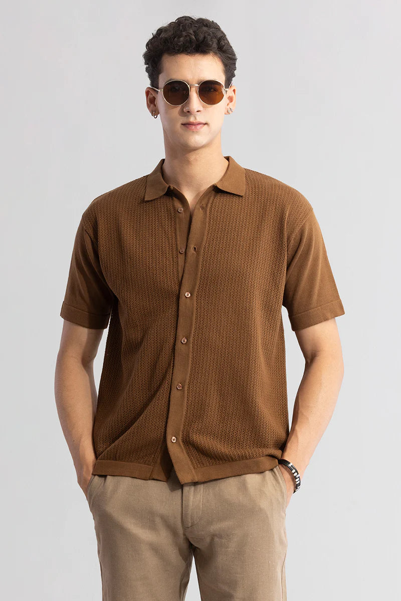 Knit brown shirt with serene elegance.