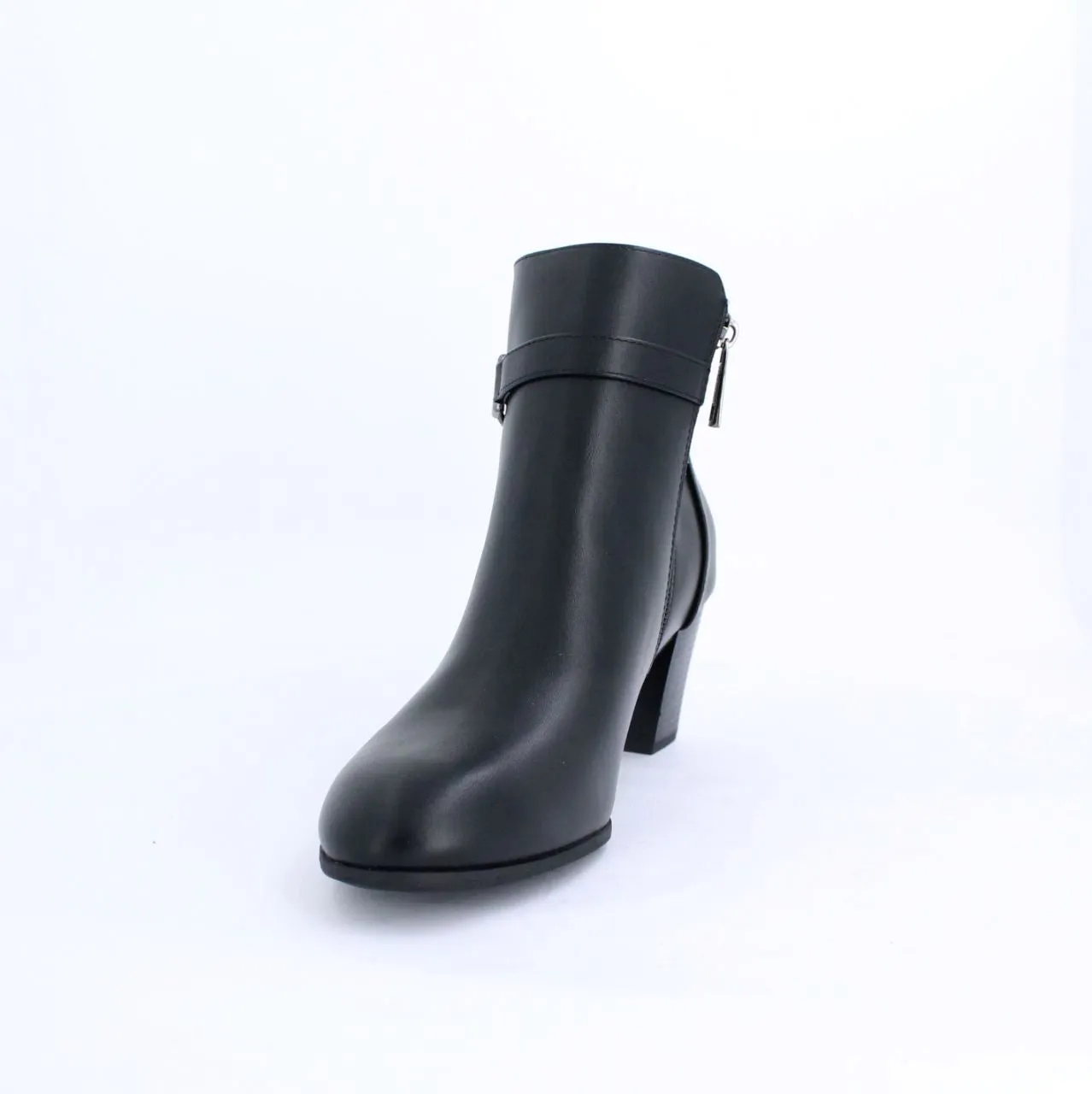 LEONA Black Ankle Boot