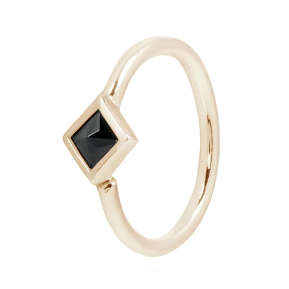 Mae Gold Black Spinel Seamless Ring