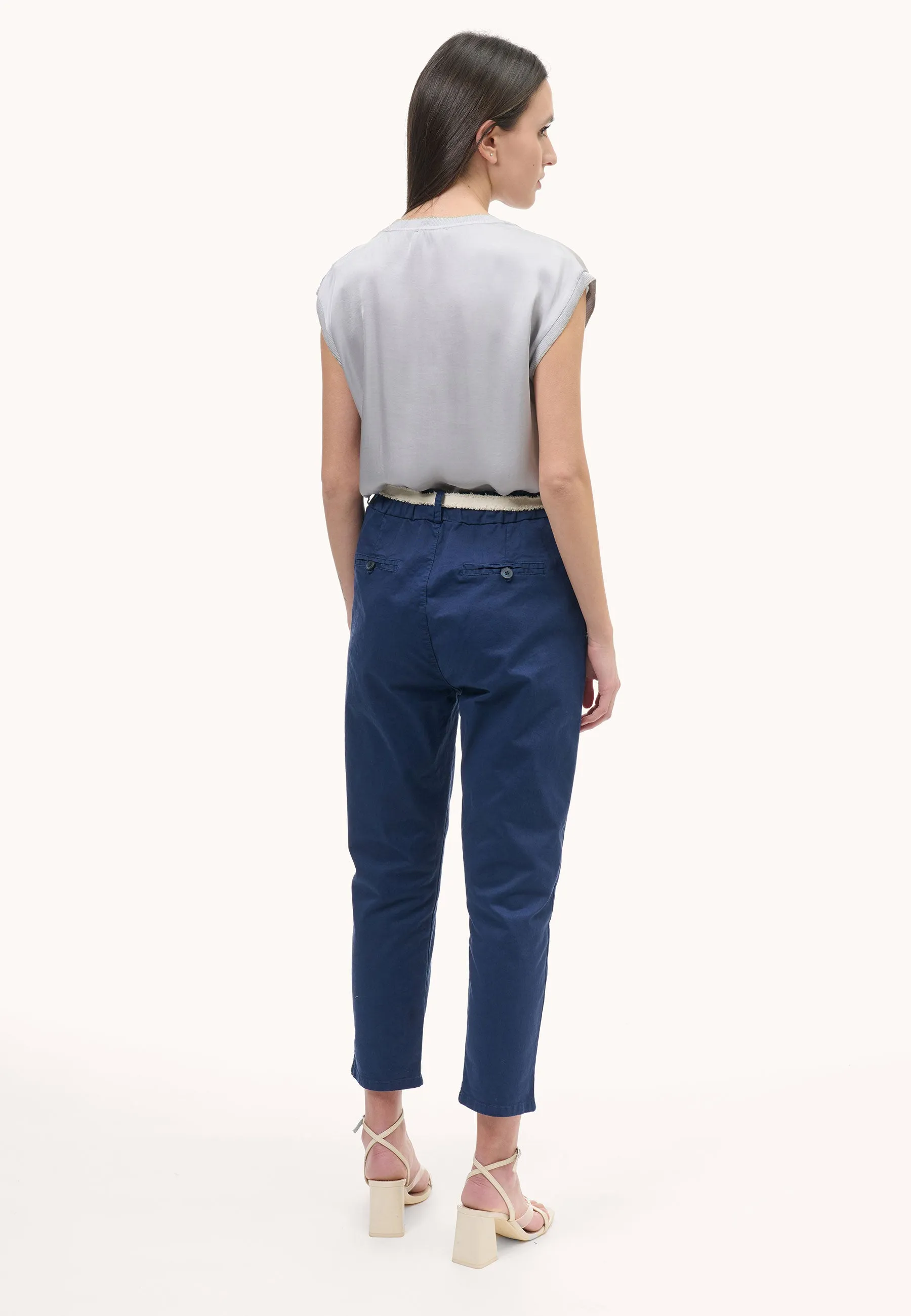 Baggy pants with elastic waist 

