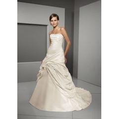 Strapless Ivory Taffeta Bridal Gown Size 6 on SALE 4505