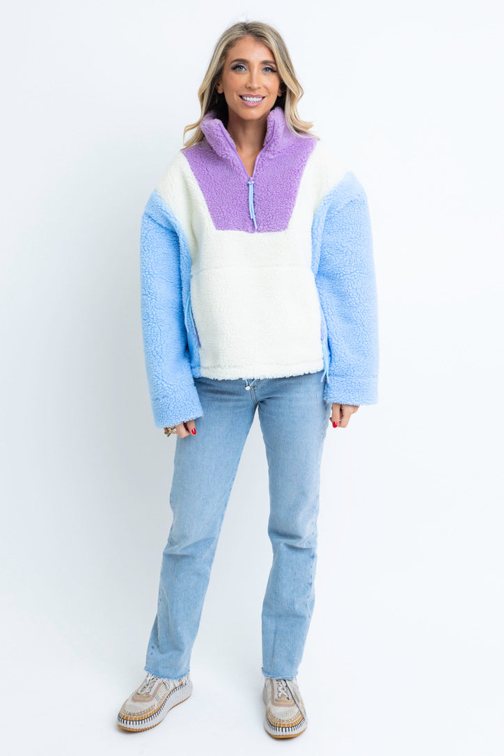 Stylish Fleece Jacket with Colorblock Design