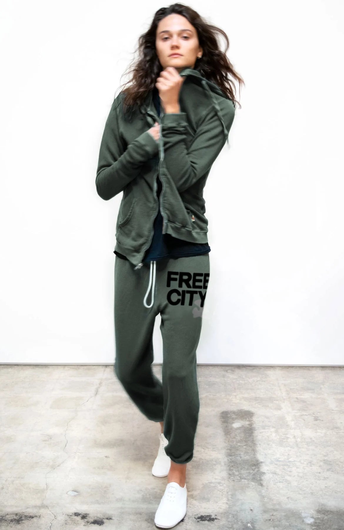 Superfluff Lux Original Sweatpants in Bush - Shop Now!