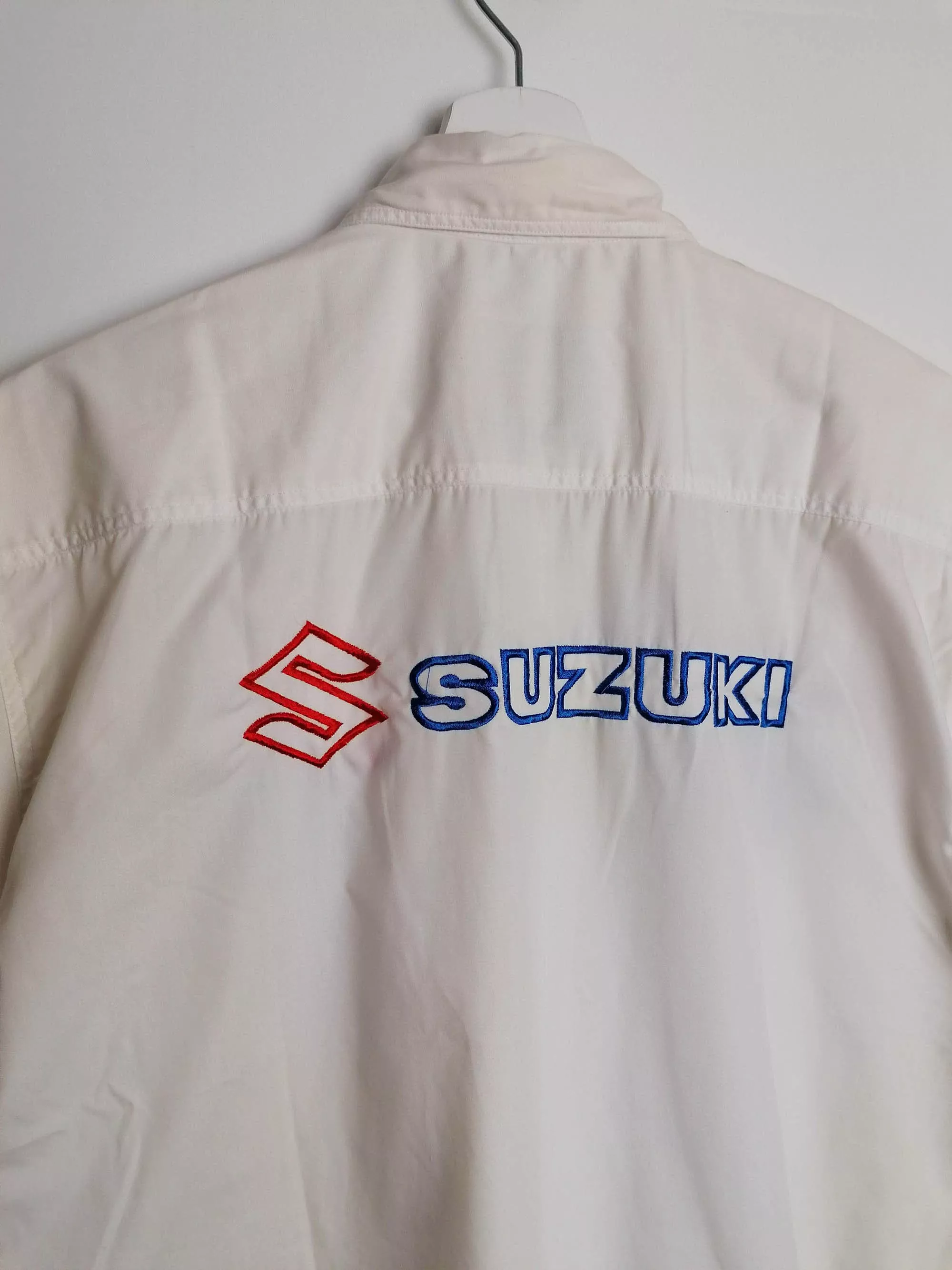 Suzuki Team White Shirt - M-L size