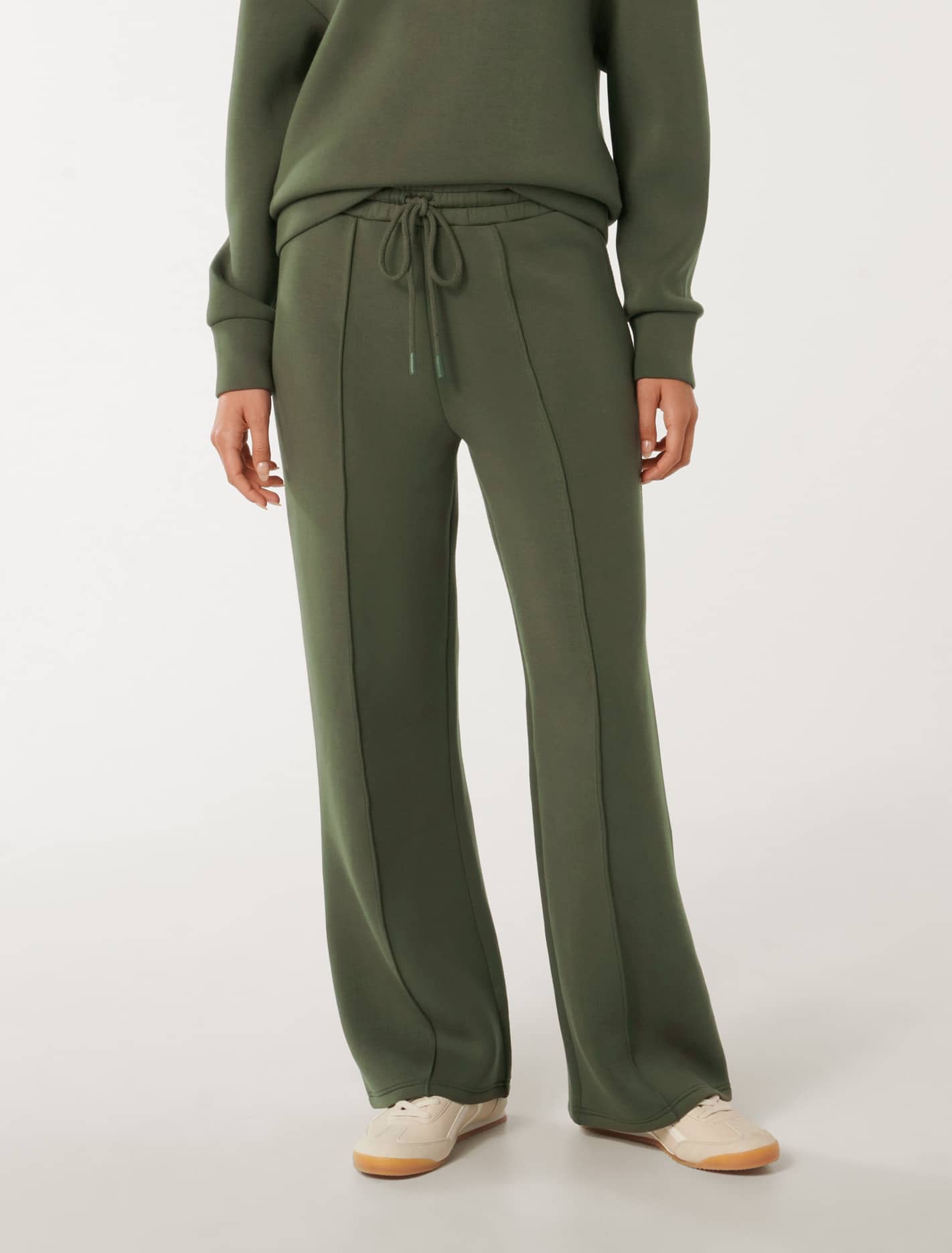 Tiana Wide Leg Sweatpants - Best Women's Wide Leg Sweatpants for Comfort and Style.