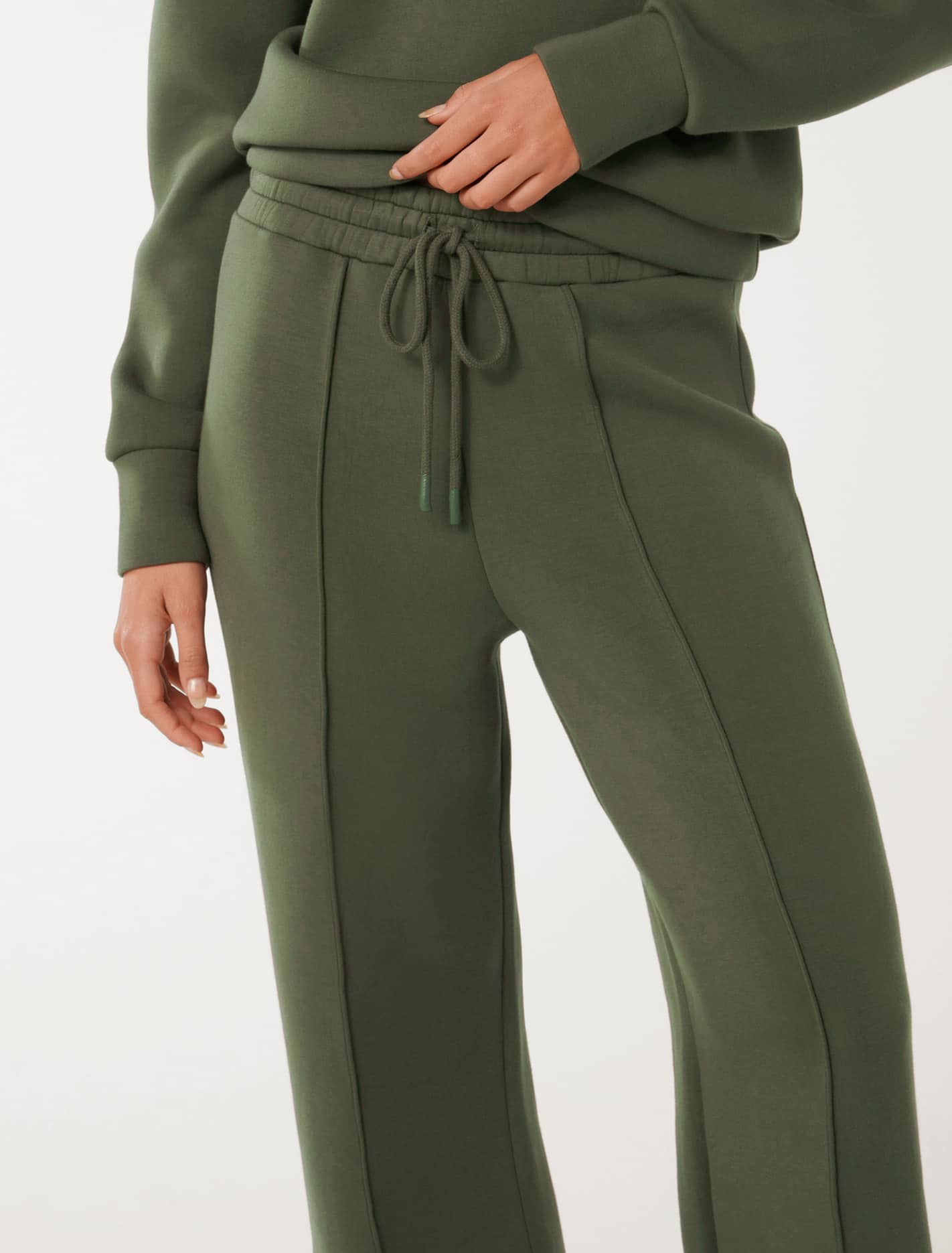 Tiana Wide Leg Sweatpants - Best Women's Wide Leg Sweatpants for Comfort and Style.