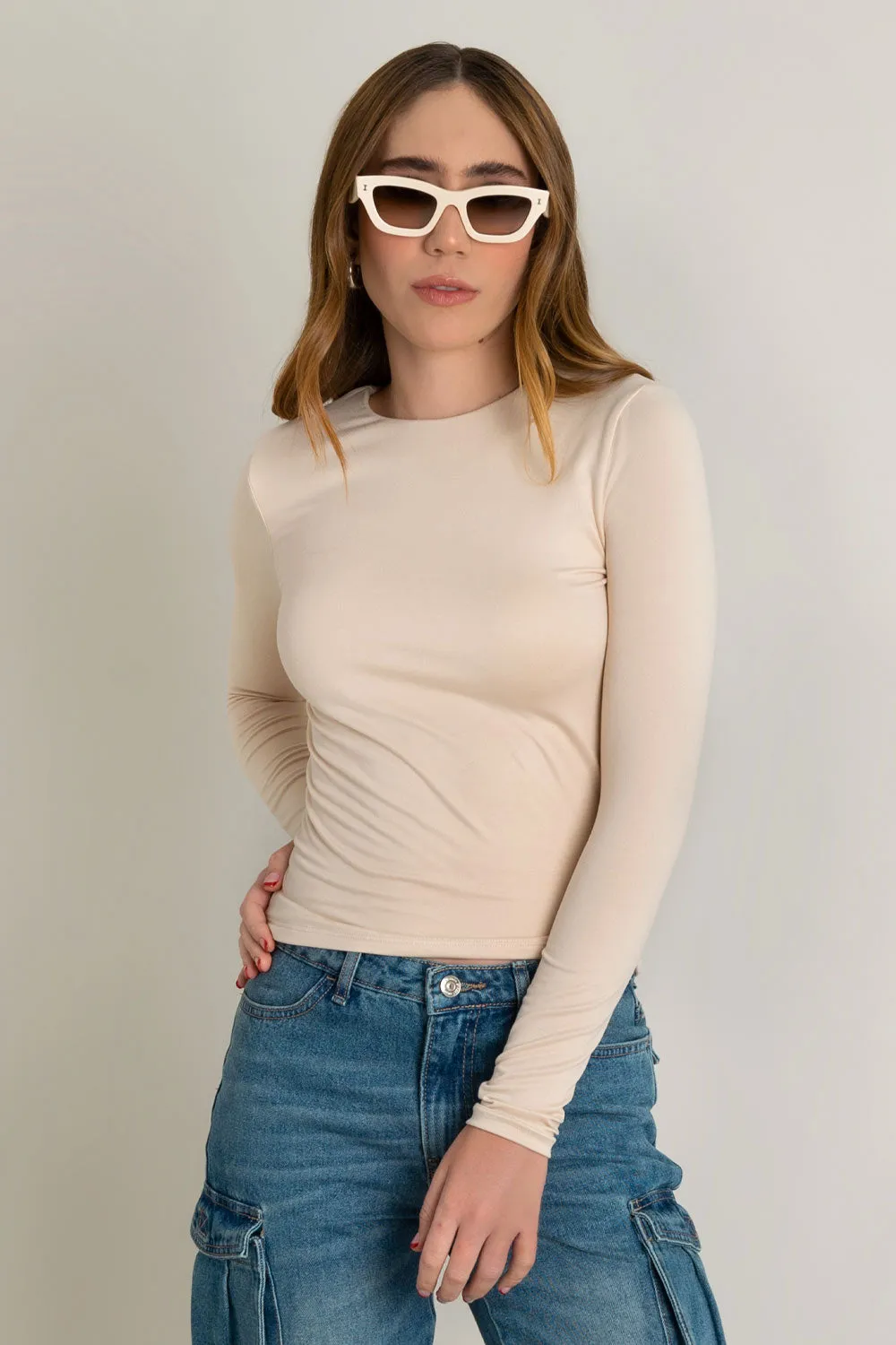 Tight Fit Round Neck Basic Top